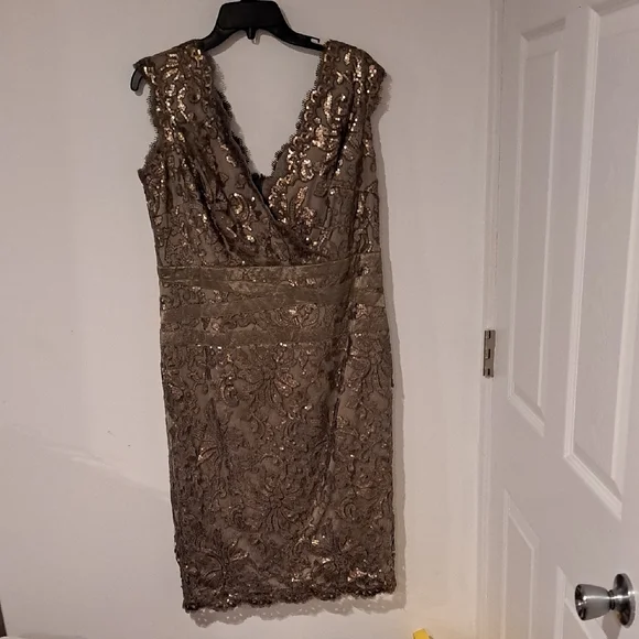 Tadashi Shoji | Dresses | Tadashi Shoji Brown Ruched Wrap Midi Dress |  Poshmark